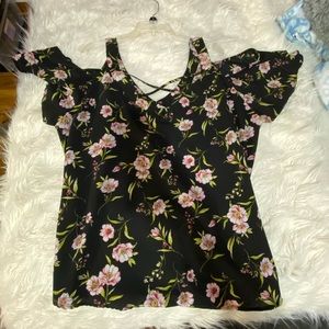 Plus Size Floral Off Shoulder Top